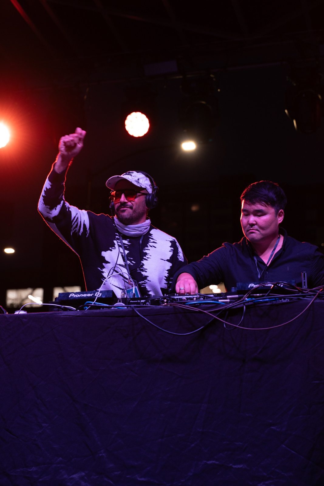 Martin Ignaccio live performance photo 2